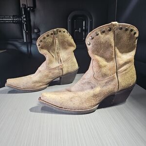 Tony Lama Brass ‎ Studded Sparkling Snip Toe Short Cowboy Boot Women's 9.5 EUC